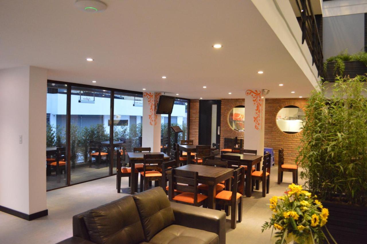 Hostal Delia Victoria Cuenca Exterior foto